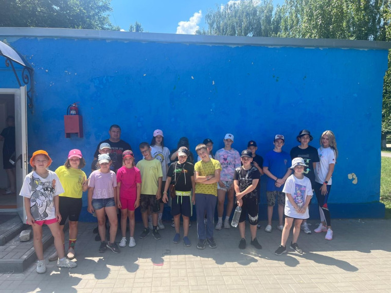 В детском оздоровительном лагере «Юность» прошла акция «Спортивное лето с ГТО». Это мероприятие стало настоящим праздником спорта и здоровья для школьников. В детском оздоровительном лагере «Юность» прошла акция «Спортивное лето с ГТО». Это мероприятие стало настоящим праздником спорта и здоровья для школьников.